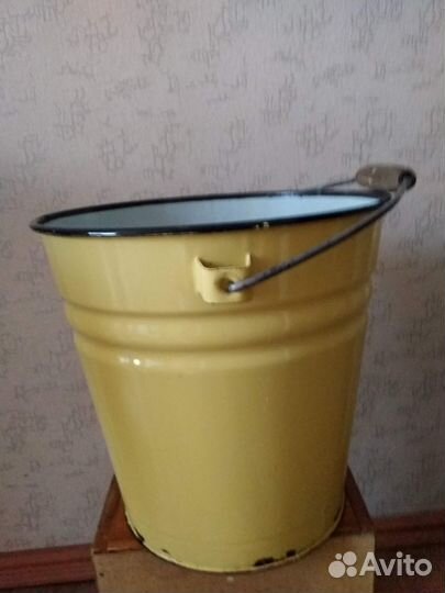 Ведро эмалированное С крышкой 10 литров