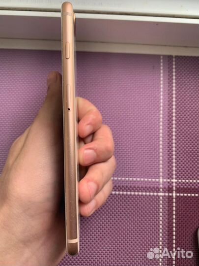 iPhone 8 Plus, 64 ГБ