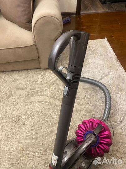 Пылесос dyson