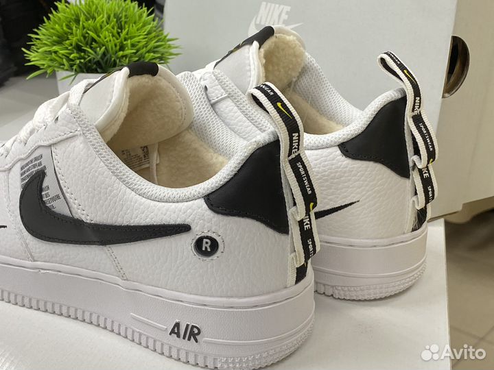 Кроссовки зимние Nike Air Force 1 с мехом