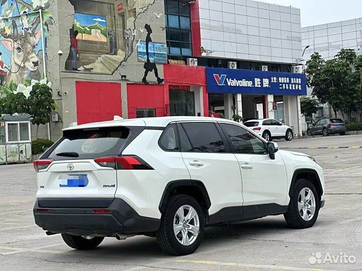 Toyota RAV4 2.0 CVT, 2021, 60 100 км