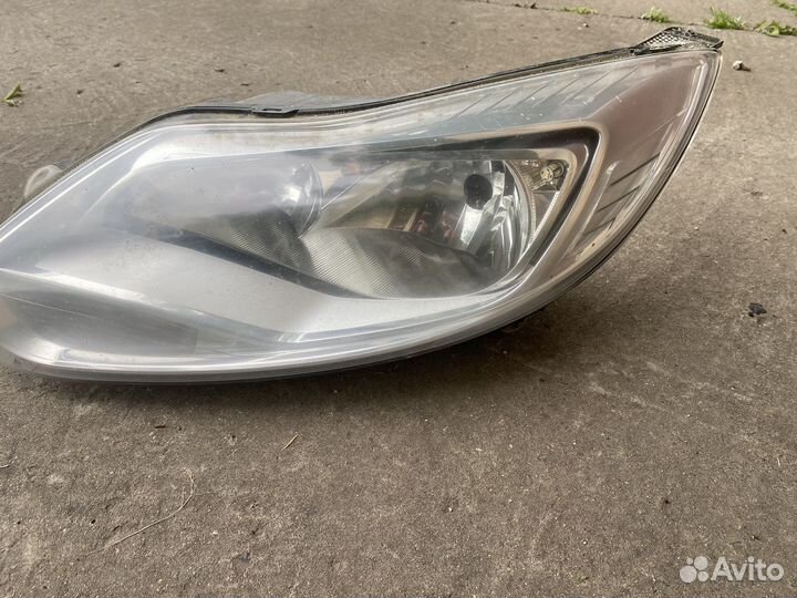 Фара левая ford focus 3