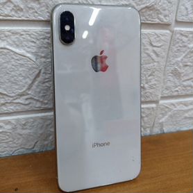 iPhone X, 64 ГБ