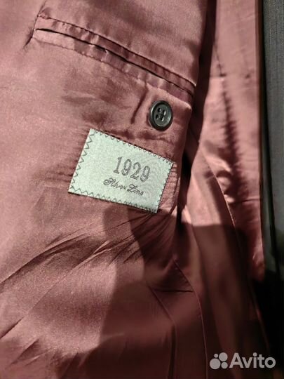 Костюм мужской черный