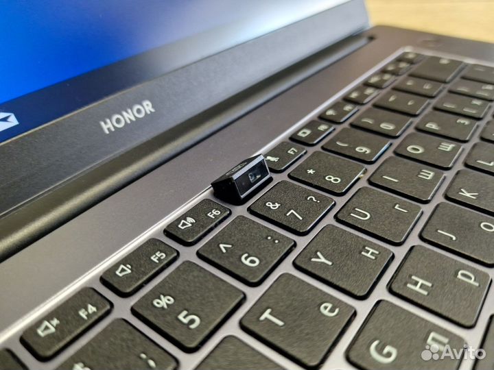 Ультрабук Honor Ryzen 5/15.6/FHD/IPS/SSD