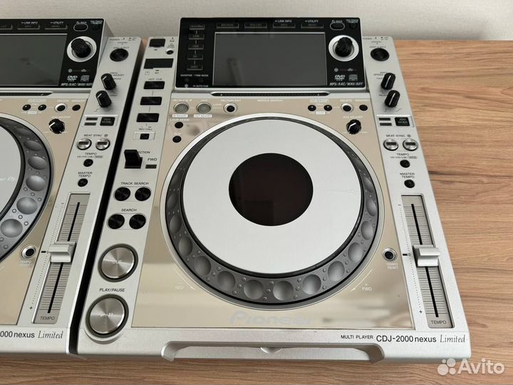 Pioneer CDJ-2000 nexus limited edition