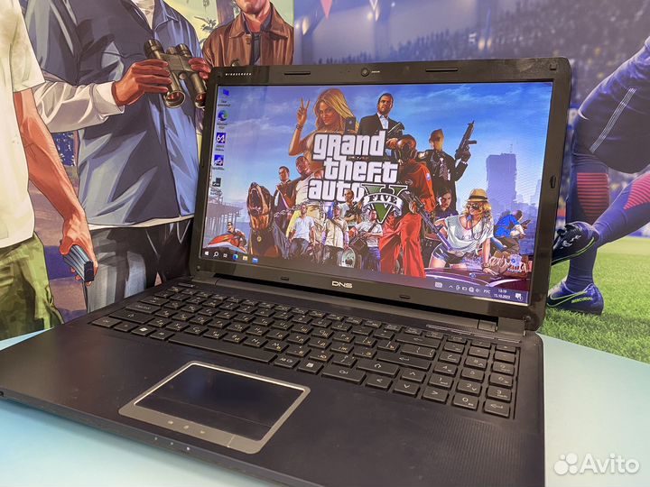 Игровой Ноутбук 2 видеокарты/i3/6gb/SSD