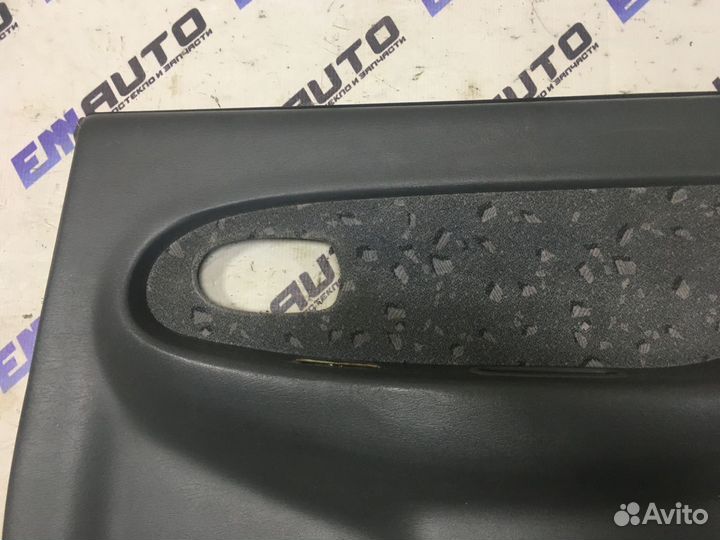 Обшивка двери задней правой Киа Спектра