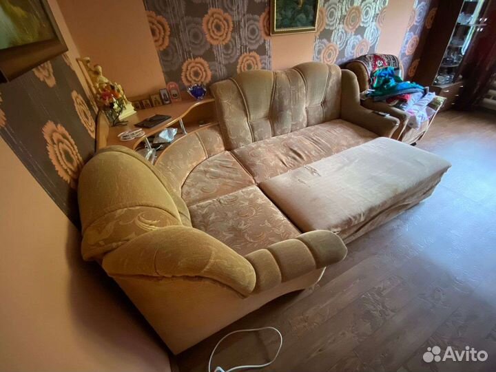 Угловой диван