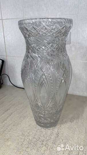 Ваза хрустальная