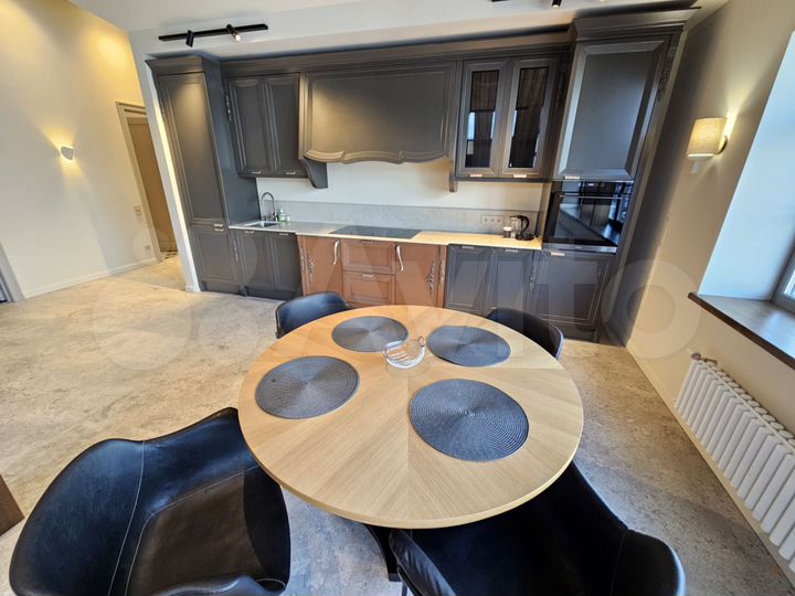 2-к. квартира, 125 м², 6/6 эт.