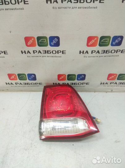 Фонарь задний левый Toyota Land Cruiser 200