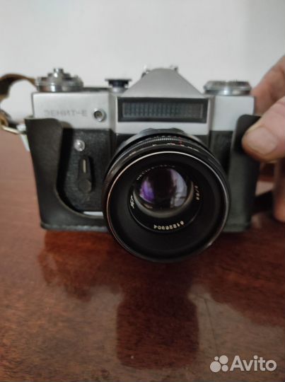 Пленочный фотоаппарат зенит