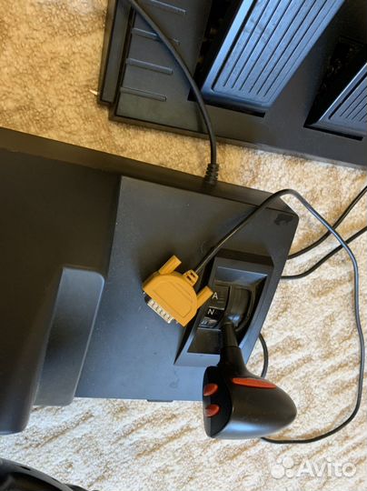 Руль и педали для компьютера