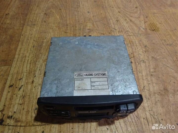 Магнитола Ford Mondeo II 1996-2000