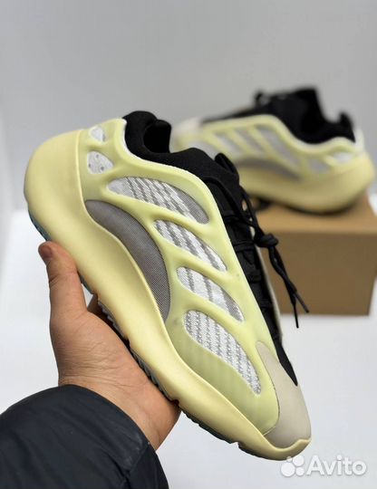 Adidas Yeezy 700 V3 Azael