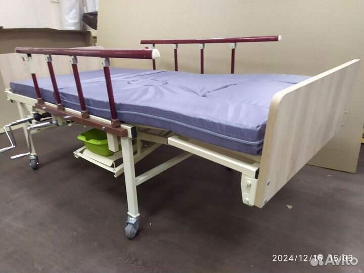 Кровать функциональная для ухода за больными
