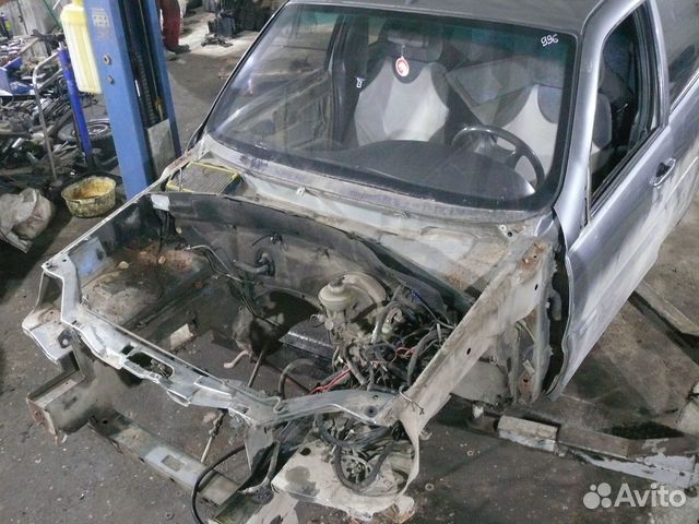 Передняя часть кузова Chevrolet Niva 2005