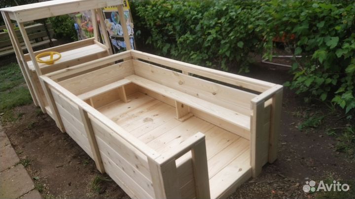 Машинка из дерева