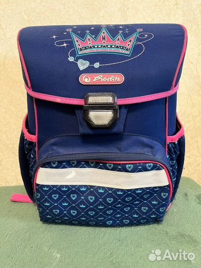 Рюкзак для девочки в отличном состоянии
