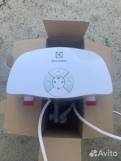 Нагреватель проточный Electrolux smartfix(3,5 kW)