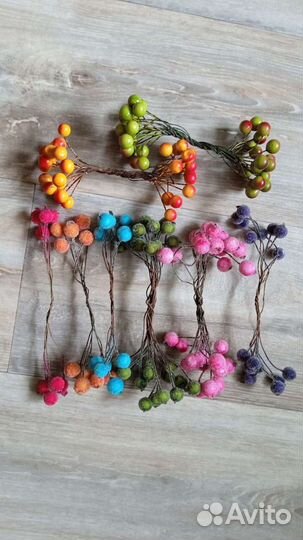 Для творчества ягодки, тычинки, проволока и другое