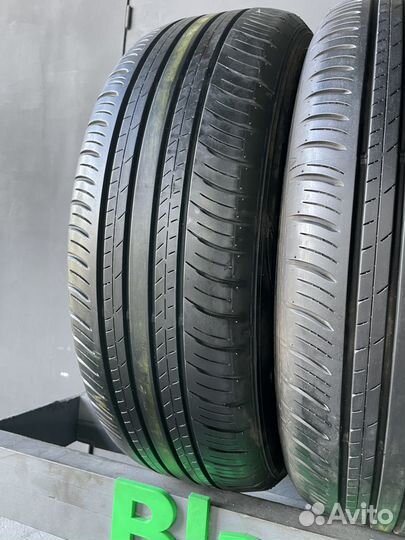 Dunlop Enasave EC300+ 215/60 R17 96H