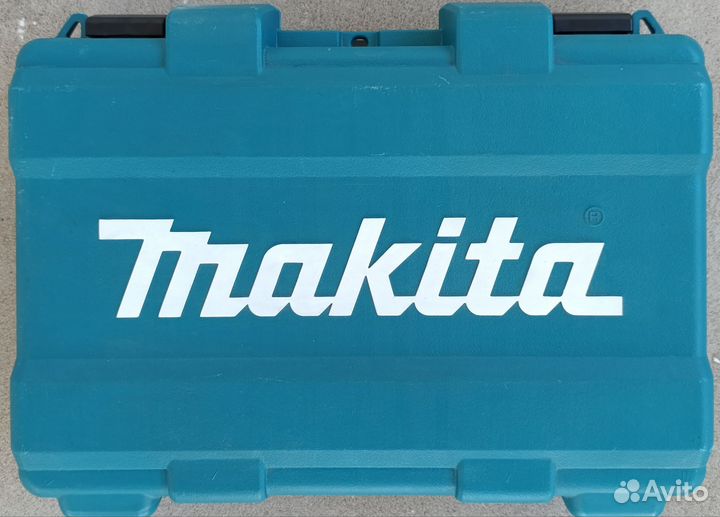 Дрель шуруповерт makita