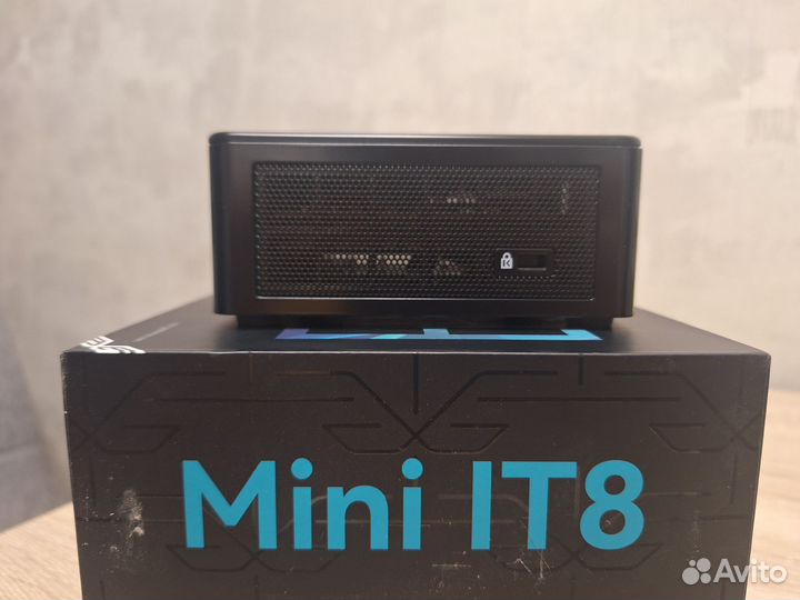 Mini PC Geekom IT 8