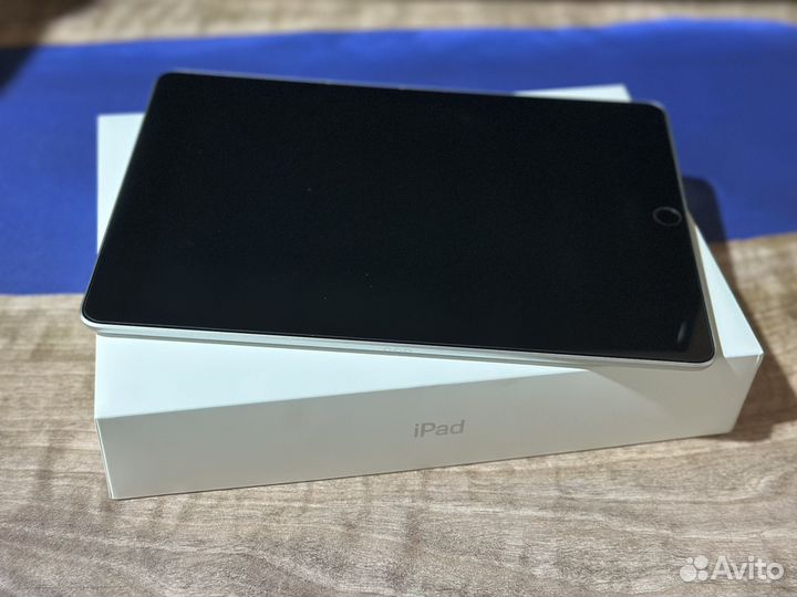 Планшет Apple iPad 10,2