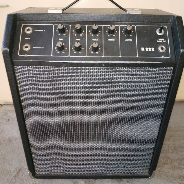 Гитарный комбоусилитель Vermona regent R222