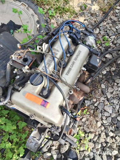 Двигатель SR18