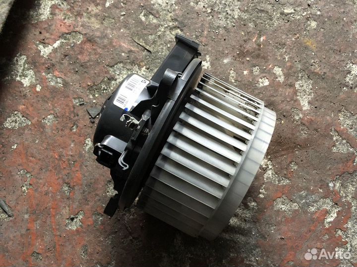 Моторчик печки Chevrolet Cruze J300