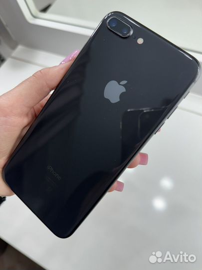 iPhone 8 Plus, 64 ГБ