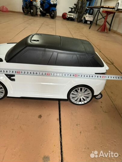 Чемодан детский машина