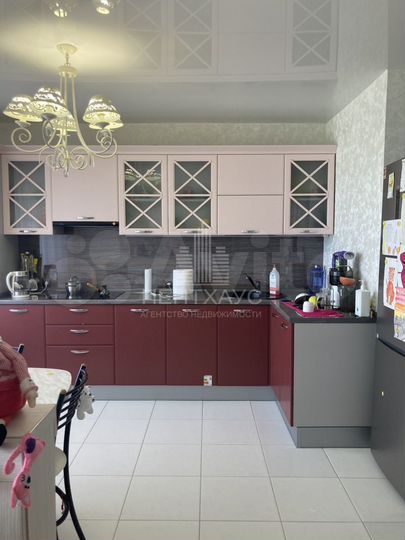 3-к. квартира, 79,8 м², 10/10 эт.