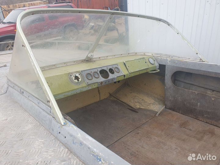 Продам катер Амур М