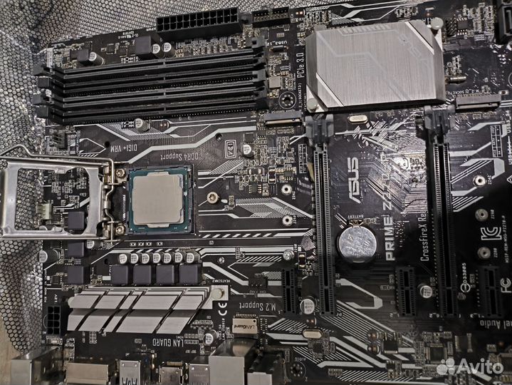 Материнская плата с процессором i7 7700