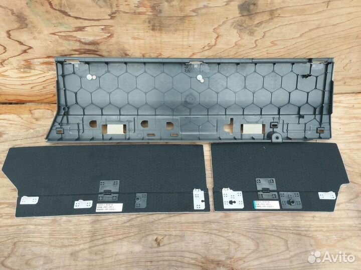 Пол багажника Toyota Prius 3 ZVW30 (2009 - 2011)