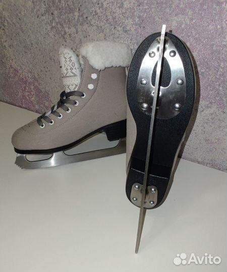 Коньки женские Nordway