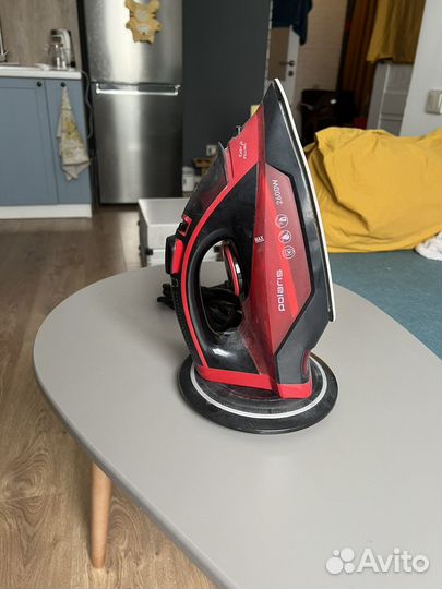 Беспроводной утюг Polaris