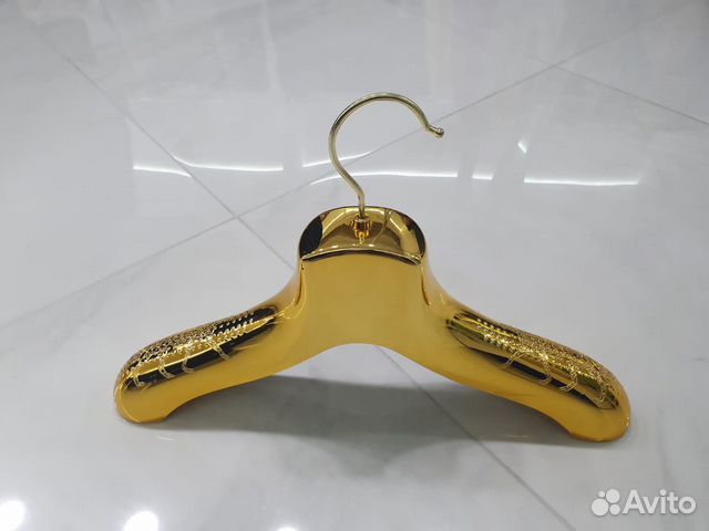 Вешалки плечики