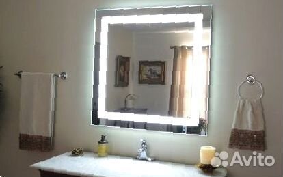 Полукруглое зеркало с подсветкой