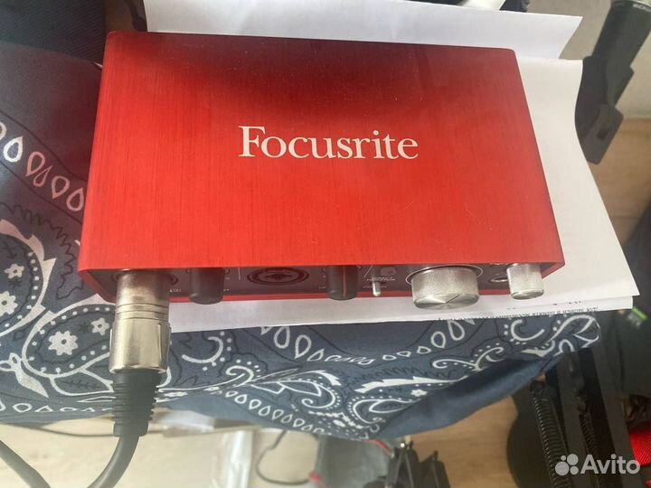 Микрофон Rode nt1a и звуковая карта Focusrite