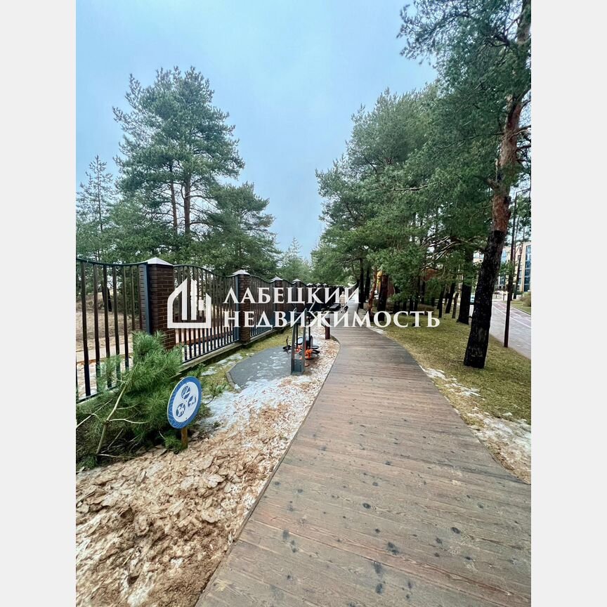1-к. апартаменты, 43,3 м², 1/6 эт.