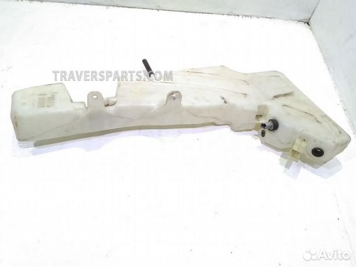 Бачок омывателя Ниссан