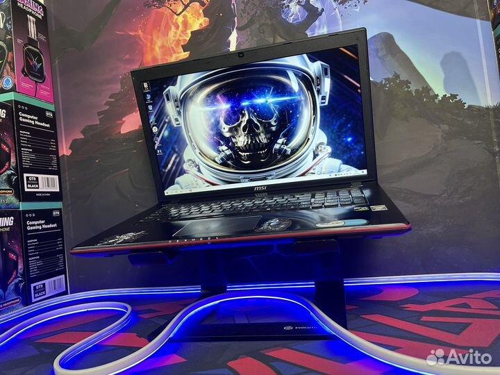 Игровой ноутбук MSI 17.3 i7 GTX 860M 16GB озу SSD