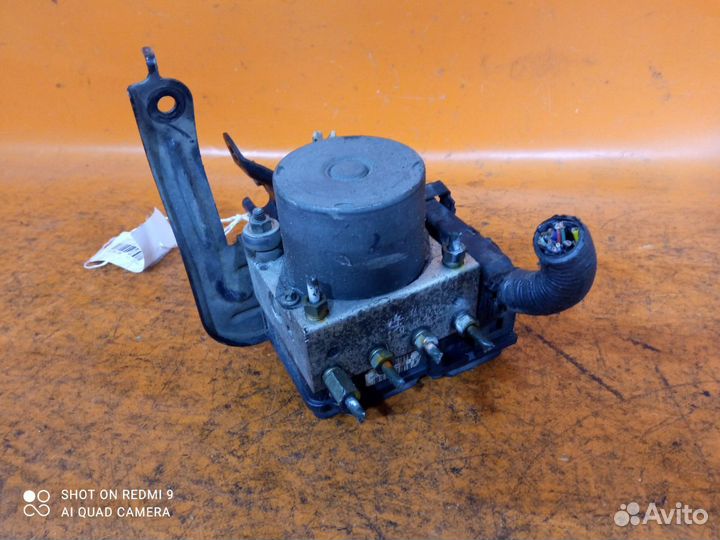 Блок ABS Nissan Wingroad WFY11