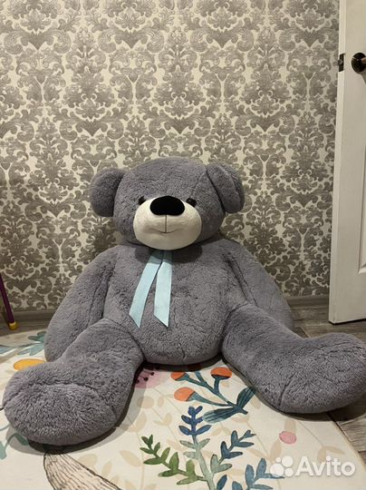 Большие плюшевые медведи