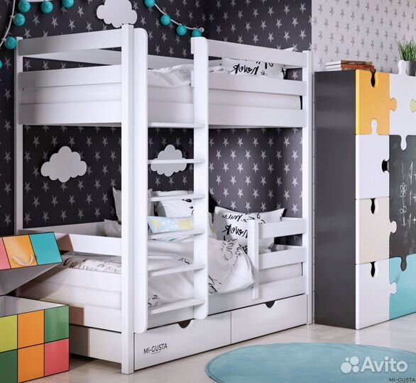 Детская двухъярусная кровать